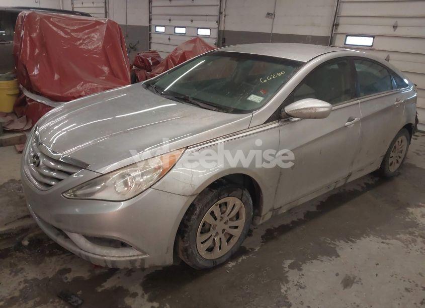 Photo 2 of 2011 Hyundai Sonata GLS (VIN 5NPEB4AC6BH159806)