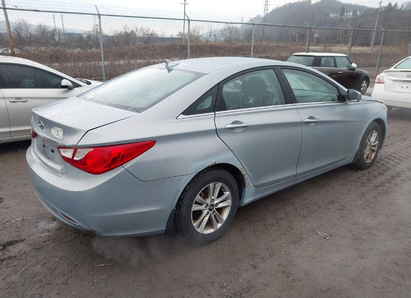 Photo 4 of 2011 Hyundai Sonata GLS (VIN 5NPEB4AC6BH177044)