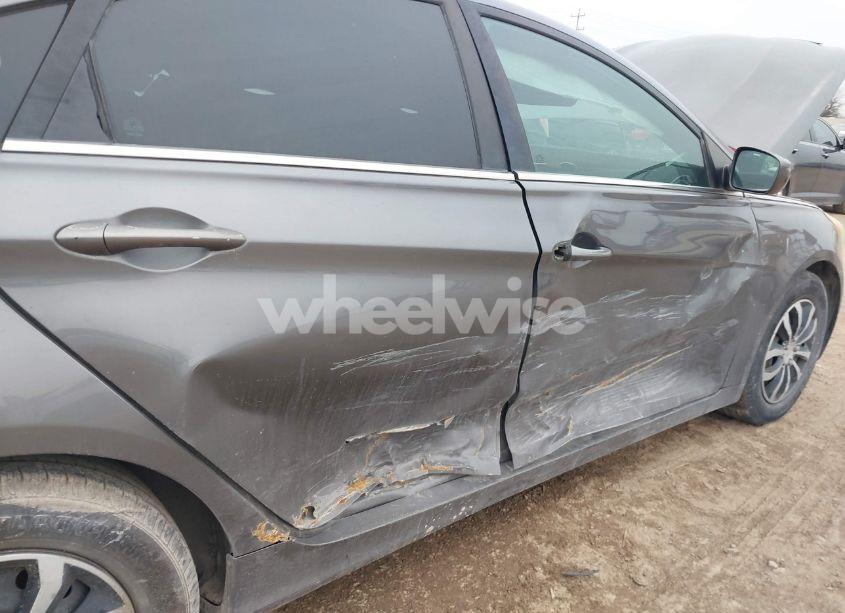 Photo 6 of 2011 Hyundai Sonata GLS (VIN 5NPEB4AC6BH179201)