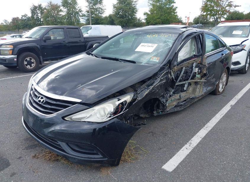 Photo 2 of 2011 Hyundai Sonata GLS (VIN 5NPEB4AC6BH195852)