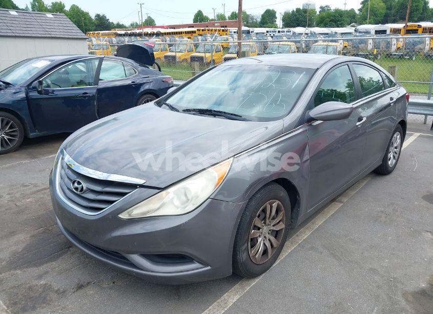 Photo 2 of 2011 Hyundai Sonata GLS (VIN 5NPEB4AC6BH218966)