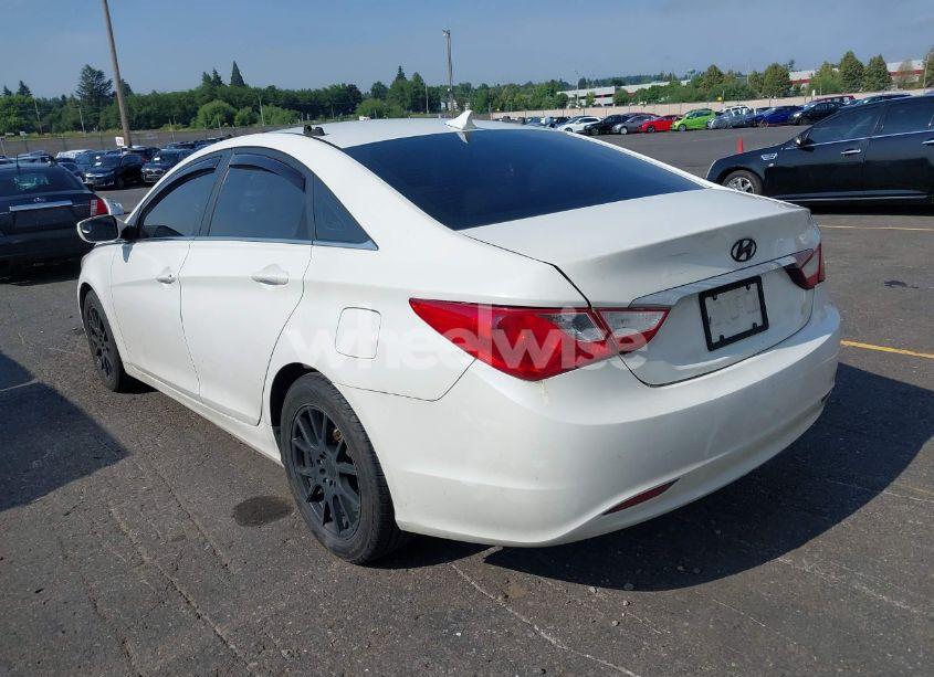 Photo 3 of 2011 Hyundai Sonata GLS (VIN 5NPEB4AC6BH260473)