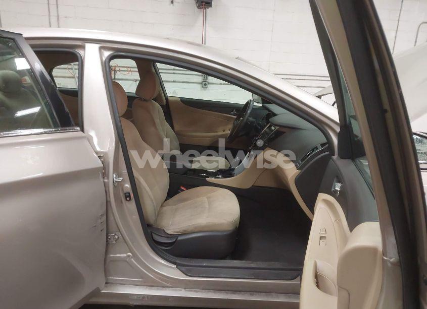 Photo 5 of 2011 Hyundai Sonata GLS (VIN 5NPEB4AC6BH273563)