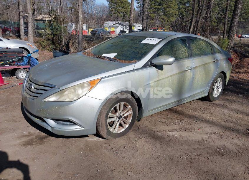 Photo 2 of 2012 Hyundai Sonata GLS (VIN 5NPEB4AC6CH322584)