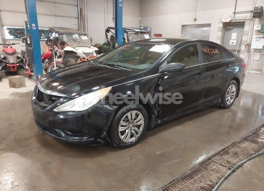 Photo 2 of 2012 Hyundai Sonata GLS (VIN 5NPEB4AC6CH324478)