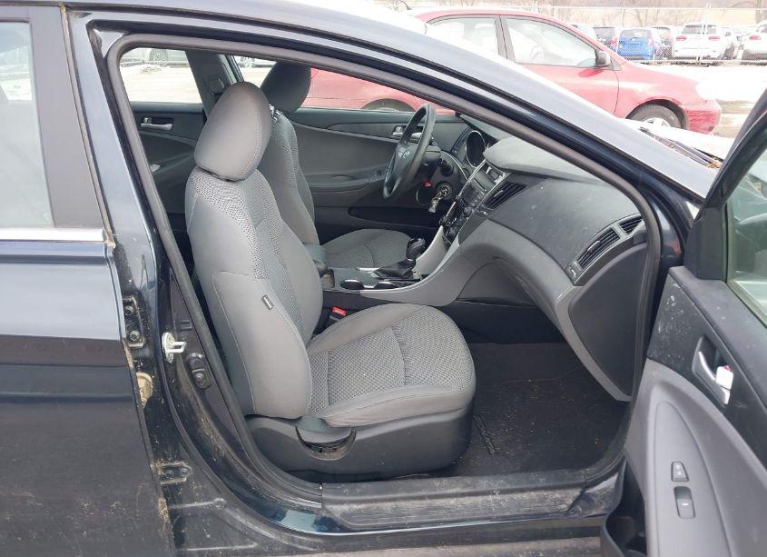 Photo 5 of 2012 Hyundai Sonata GLS (VIN 5NPEB4AC6CH447245)