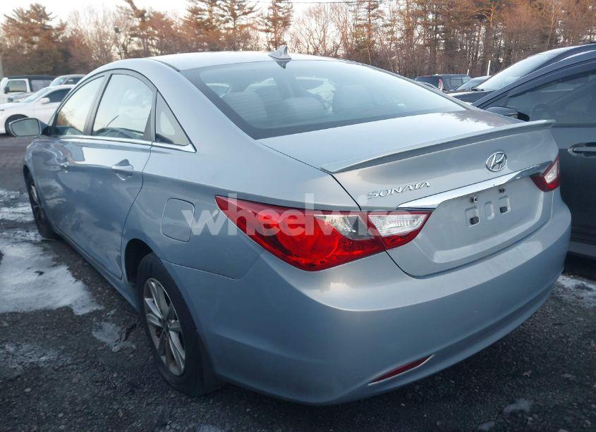 Photo 3 of 2012 Hyundai Sonata GLS (VIN 5NPEB4AC6CH447567)