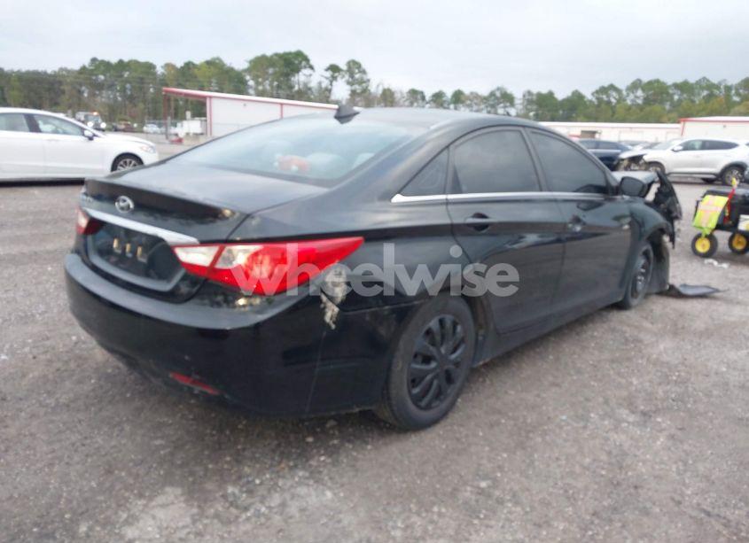 Photo 4 of 2013 Hyundai Sonata GLS (VIN 5NPEB4AC6DH517697)