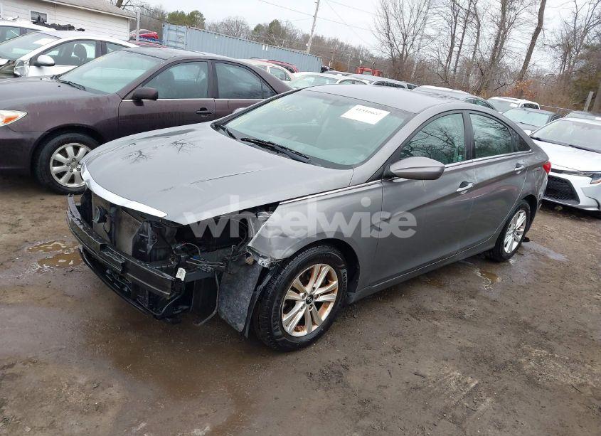 Photo 2 of 2013 Hyundai Sonata GLS (VIN 5NPEB4AC6DH526965)