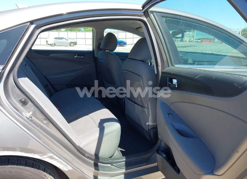 Photo 8 of 2013 Hyundai Sonata GLS (VIN 5NPEB4AC6DH533737)