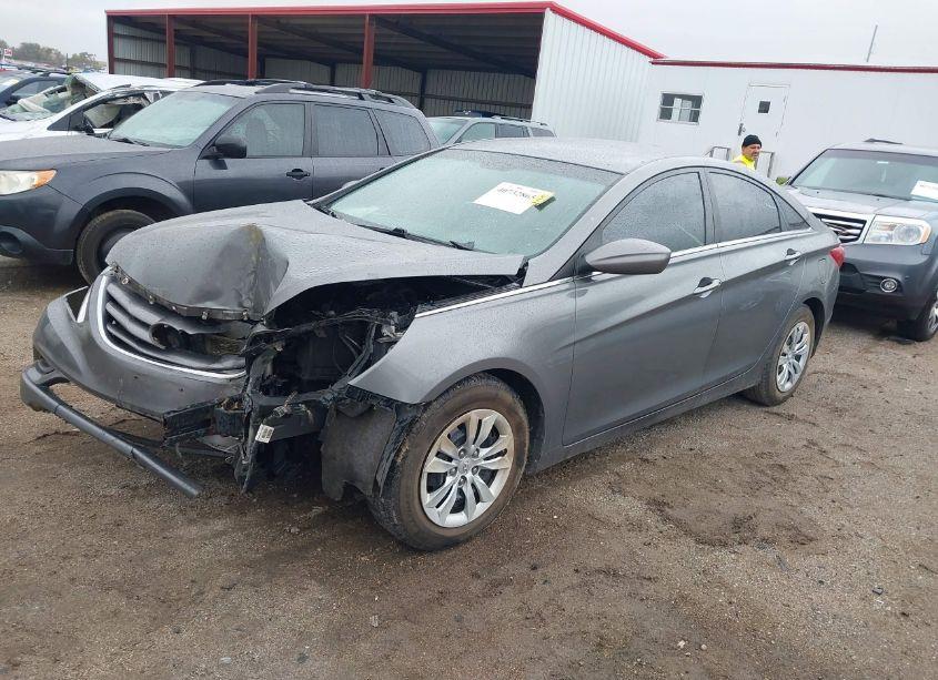Photo 2 of 2013 Hyundai Sonata GLS (VIN 5NPEB4AC6DH545452)