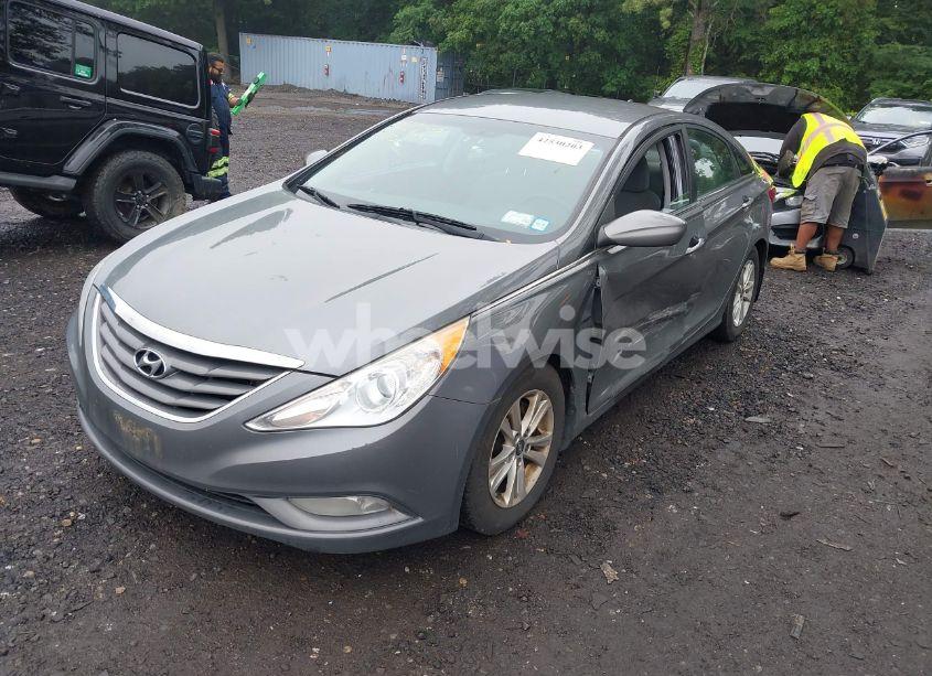 Photo 2 of 2013 Hyundai Sonata GLS (VIN 5NPEB4AC6DH551428)