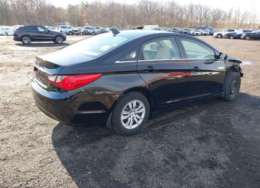 Photo 4 of 2013 Hyundai Sonata GLS (VIN 5NPEB4AC6DH553356)