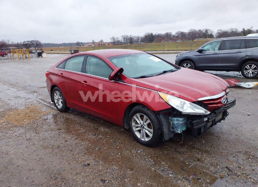 2013 Hyundai Sonata GLS (VIN 5NPEB4AC6DH557245) main photo