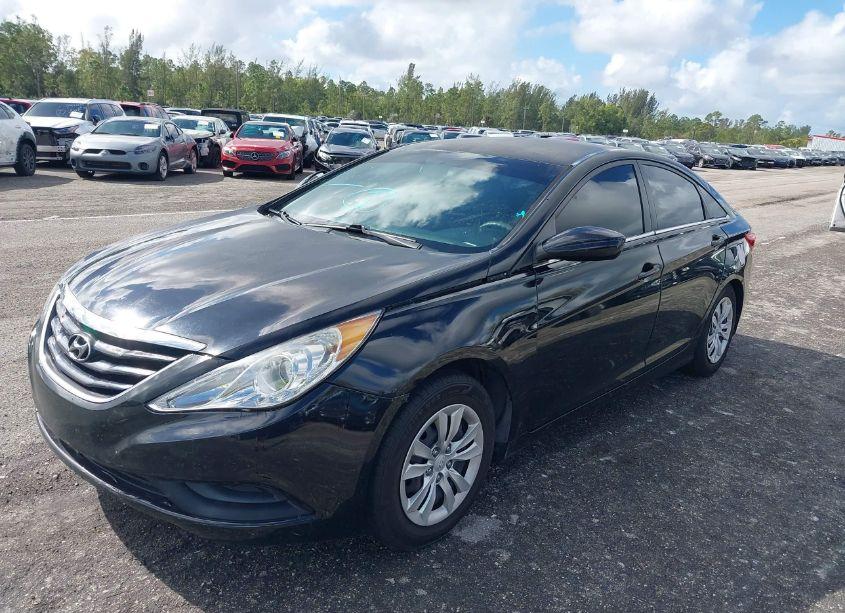 Photo 2 of 2013 Hyundai Sonata GLS (VIN 5NPEB4AC6DH601549)