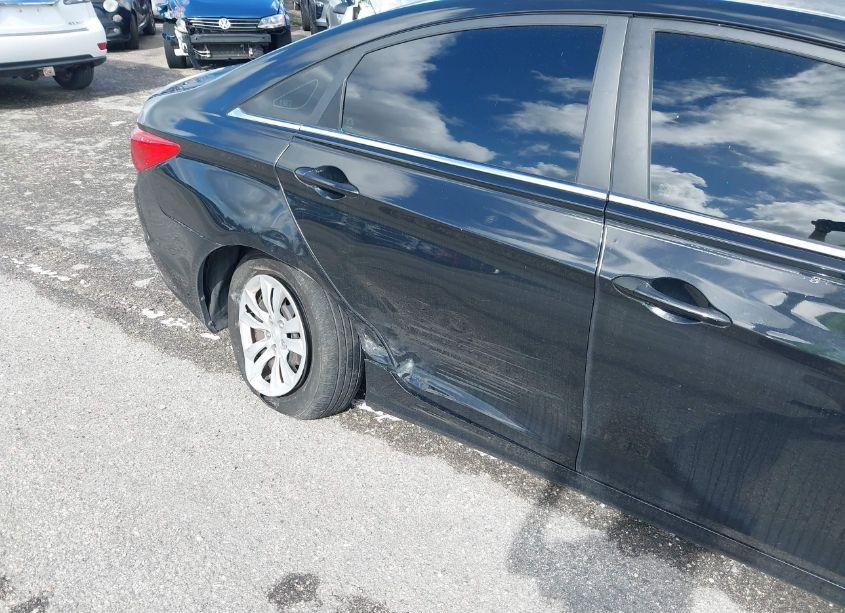Photo 6 of 2013 Hyundai Sonata GLS (VIN 5NPEB4AC6DH601549)