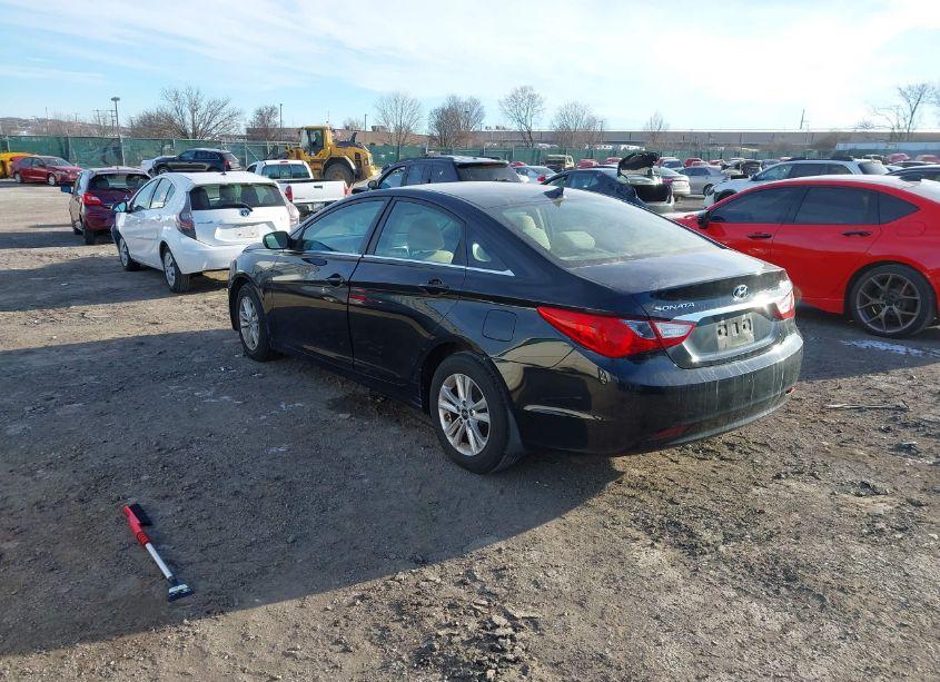 Photo 3 of 2013 Hyundai Sonata GLS (VIN 5NPEB4AC6DH636897)