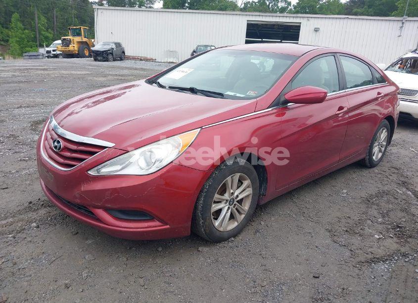 Photo 2 of 2013 Hyundai Sonata GLS (VIN 5NPEB4AC6DH675120)