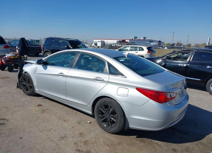 Photo 3 of 2013 Hyundai Sonata GLS (VIN 5NPEB4AC6DH675666)