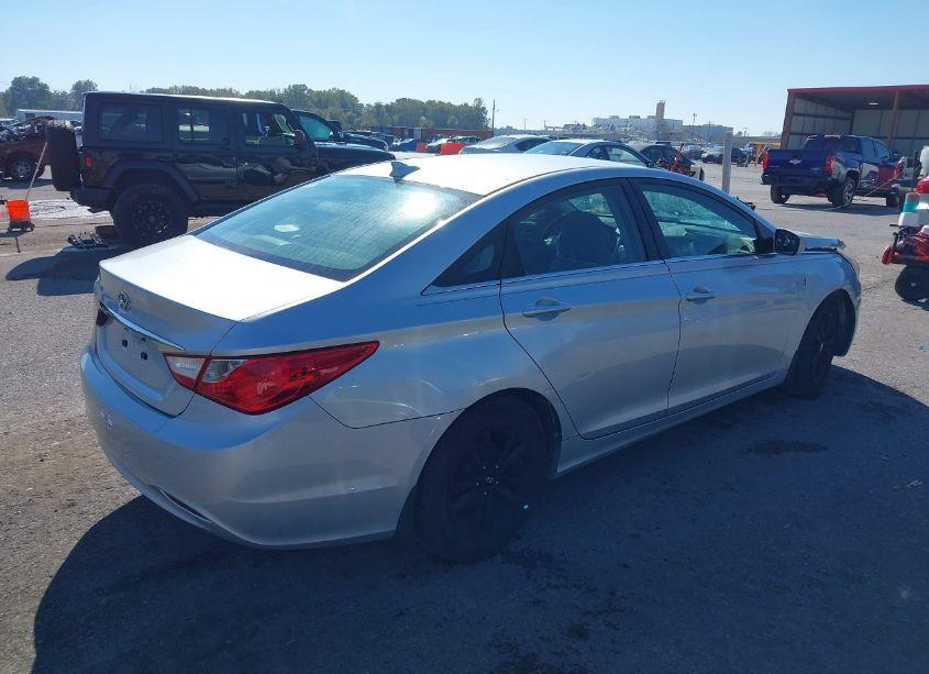 Photo 4 of 2013 Hyundai Sonata GLS (VIN 5NPEB4AC6DH675666)