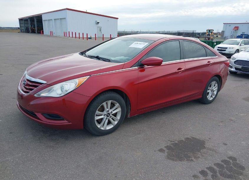 Photo 2 of 2013 Hyundai Sonata GLS (VIN 5NPEB4AC6DH751175)