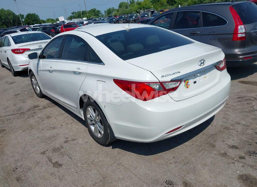 Photo 3 of 2013 Hyundai Sonata GLS (VIN 5NPEB4AC6DH770731)