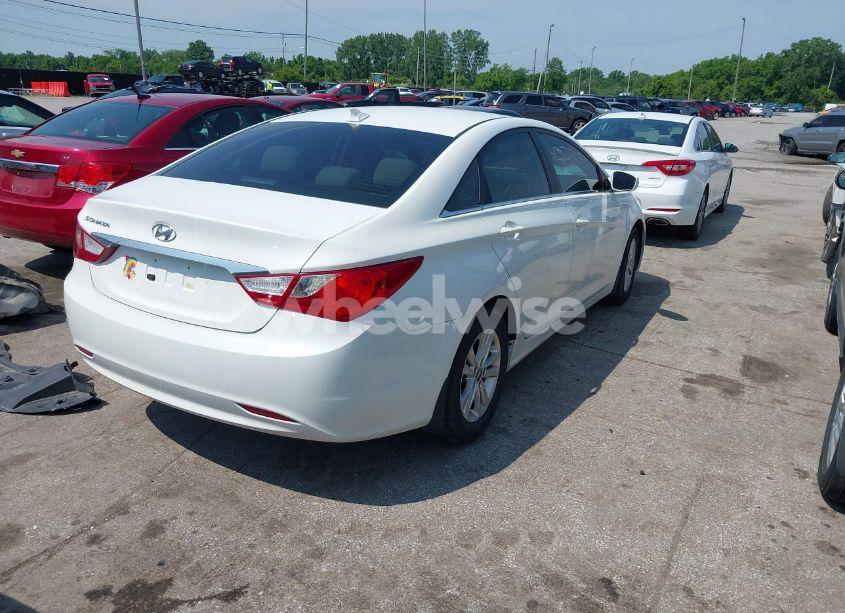 Photo 4 of 2013 Hyundai Sonata GLS (VIN 5NPEB4AC6DH770731)