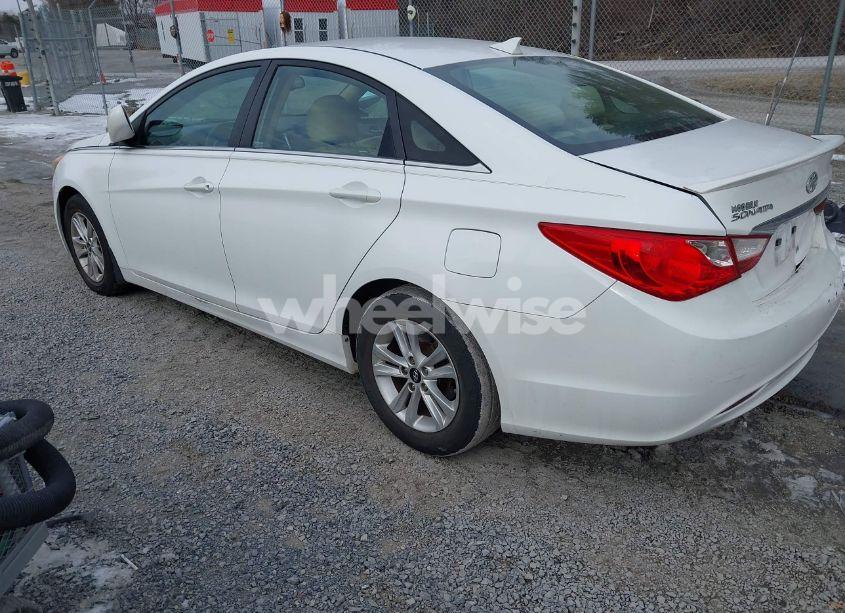 Photo 3 of 2013 Hyundai Sonata GLS (VIN 5NPEB4AC6DH800469)