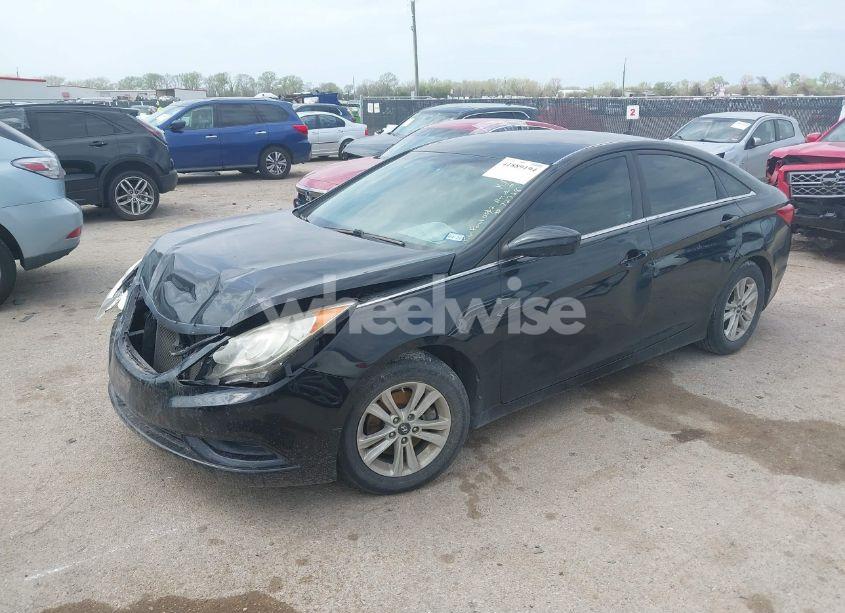 Photo 2 of 2013 Hyundai Sonata GLS (VIN 5NPEB4AC6DH800536)