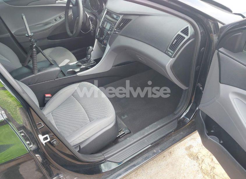 Photo 5 of 2013 Hyundai Sonata GLS (VIN 5NPEB4AC6DH800536)