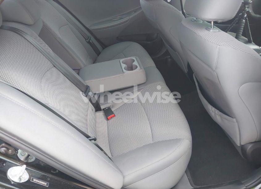 Photo 8 of 2013 Hyundai Sonata GLS (VIN 5NPEB4AC6DH800536)