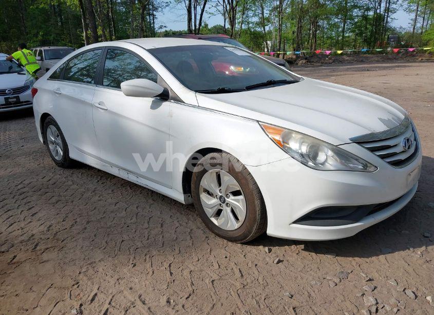 2014 Hyundai Sonata GLS (VIN 5NPEB4AC6EH812820) main photo