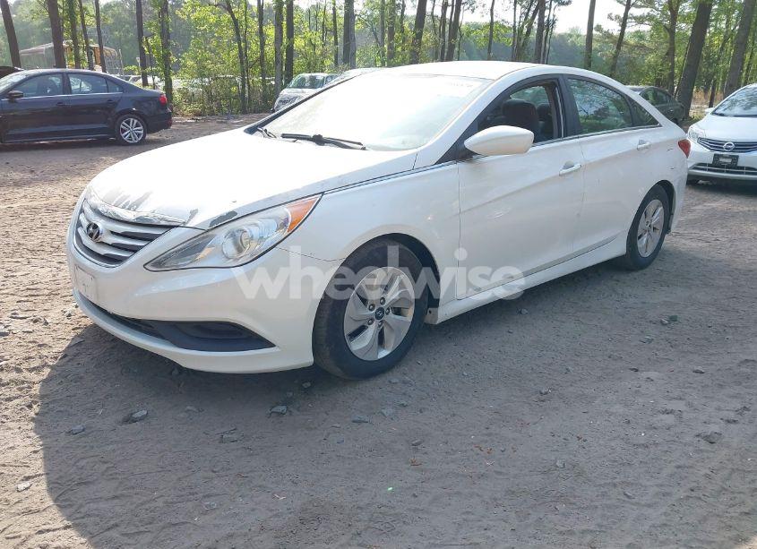 Photo 2 of 2014 Hyundai Sonata GLS (VIN 5NPEB4AC6EH812820)
