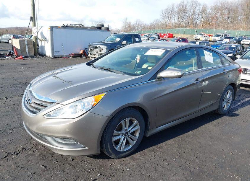 Photo 2 of 2014 Hyundai Sonata GLS (VIN 5NPEB4AC6EH840424)