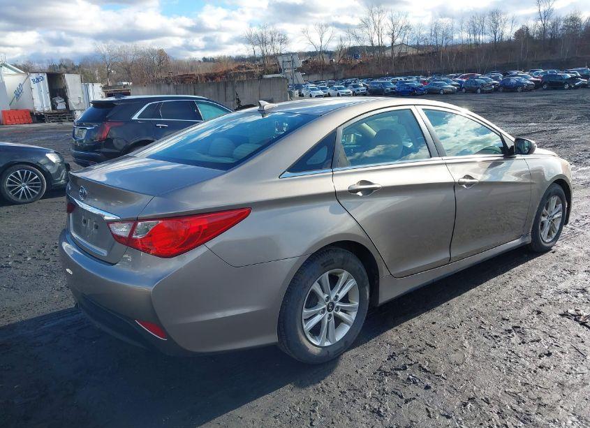 Photo 4 of 2014 Hyundai Sonata GLS (VIN 5NPEB4AC6EH840424)