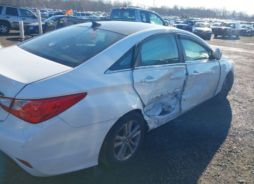 Photo 4 of 2014 Hyundai Sonata GLS (VIN 5NPEB4AC6EH917860)