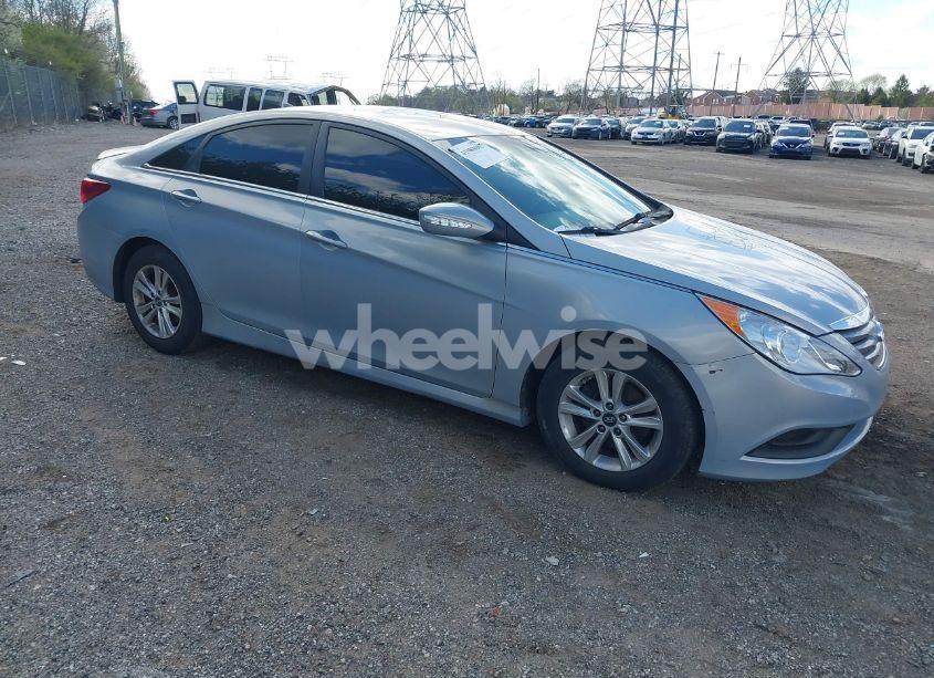 2014 Hyundai Sonata GLS (VIN 5NPEB4AC6EH921620) main photo