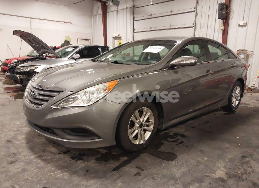 Photo 2 of 2014 Hyundai Sonata GLS (VIN 5NPEB4AC6EH939132)