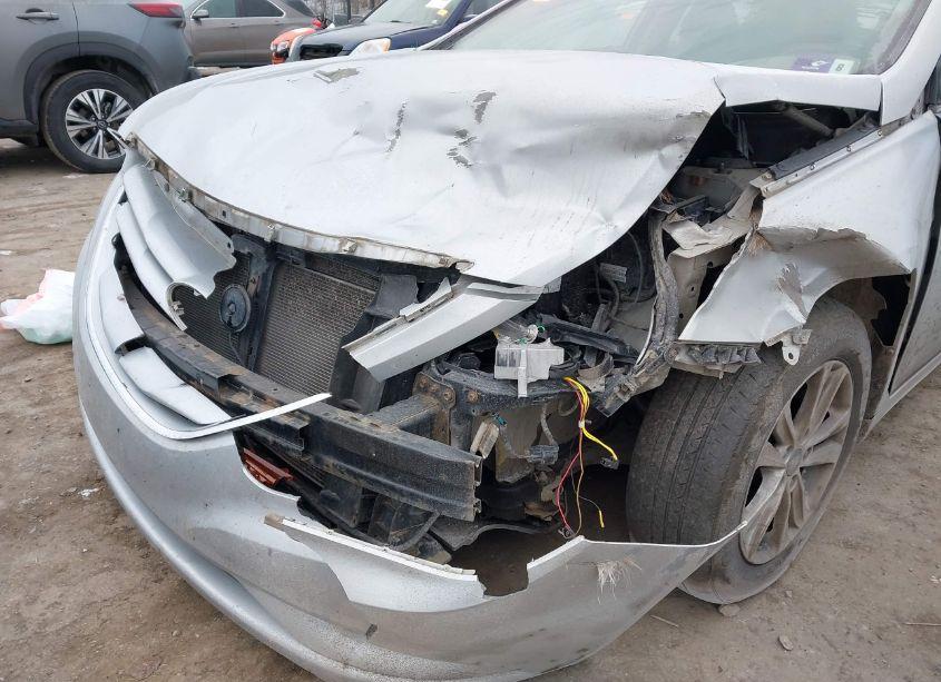 Photo 6 of 2011 Hyundai Sonata GLS (VIN 5NPEB4AC7BH007260)