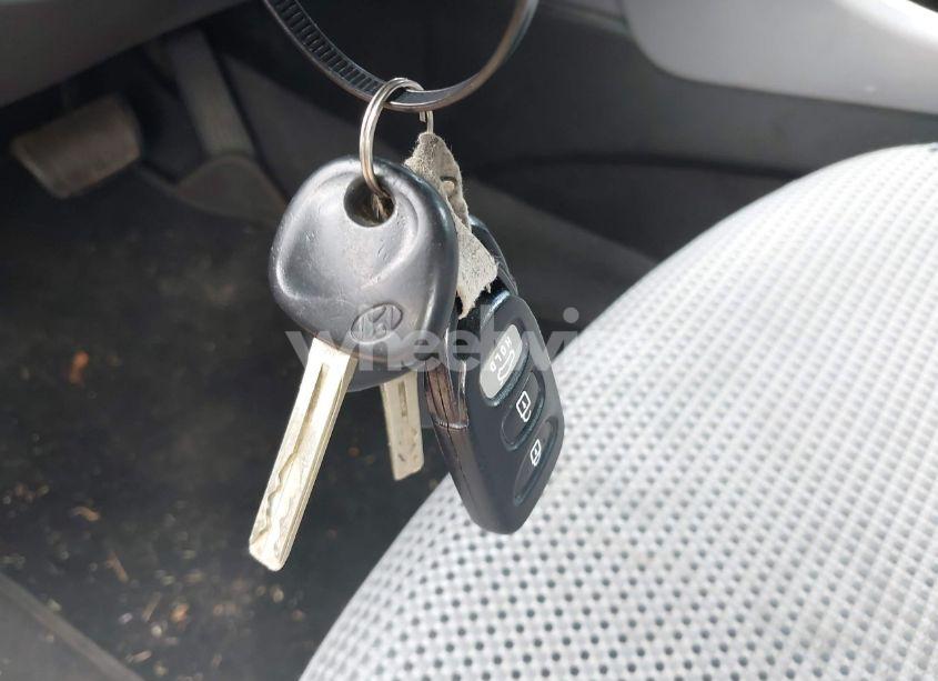 Photo 11 of 2011 Hyundai Sonata GLS (VIN 5NPEB4AC7BH037357)