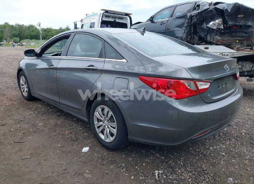 Photo 3 of 2011 Hyundai Sonata GLS (VIN 5NPEB4AC7BH037357)