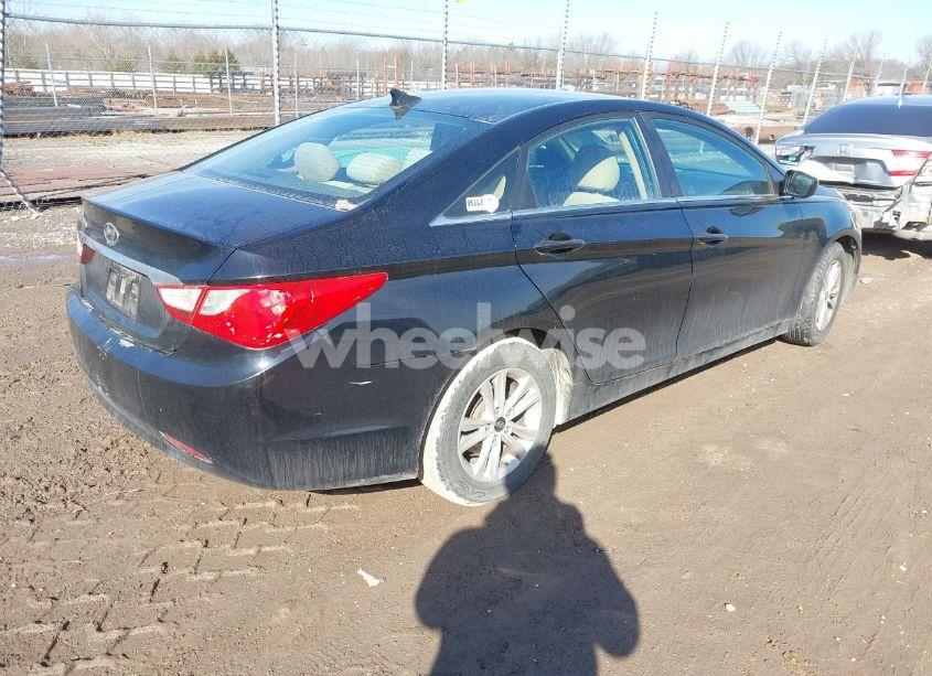 Photo 4 of 2011 Hyundai Sonata GLS (VIN 5NPEB4AC7BH040016)
