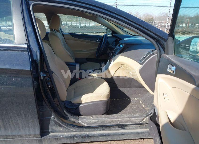 Photo 5 of 2011 Hyundai Sonata GLS (VIN 5NPEB4AC7BH040016)