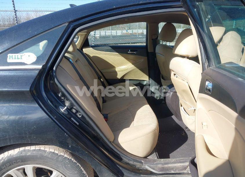 Photo 8 of 2011 Hyundai Sonata GLS (VIN 5NPEB4AC7BH040016)