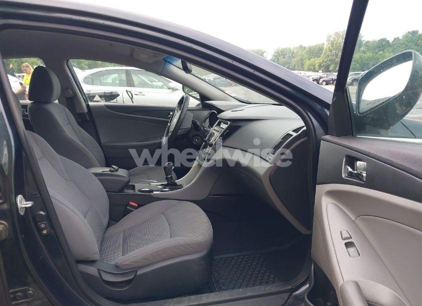 Photo 5 of 2011 Hyundai Sonata GLS (VIN 5NPEB4AC7BH042896)