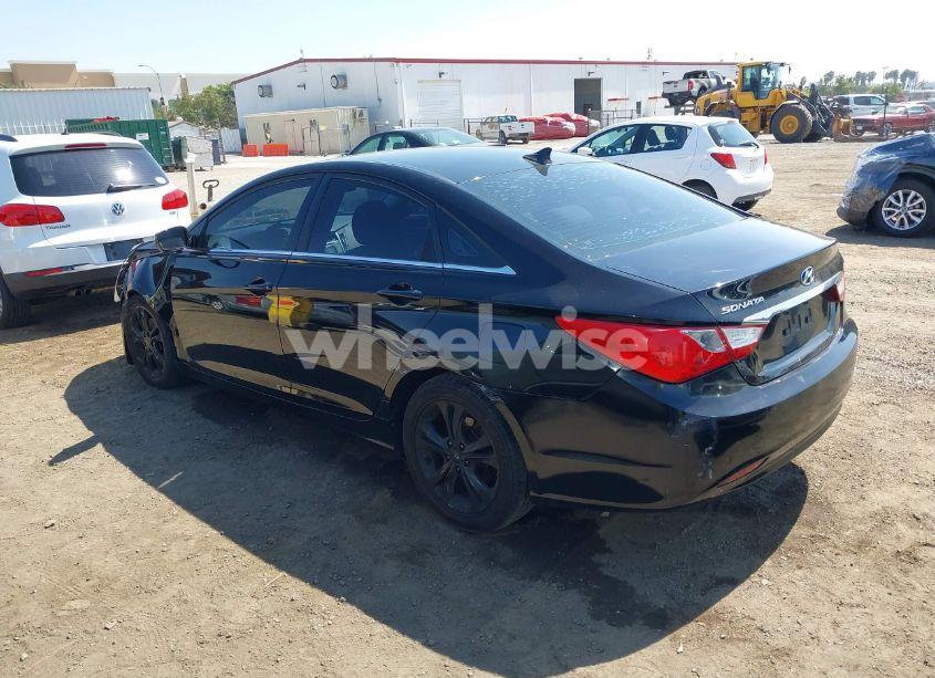 Photo 3 of 2011 Hyundai Sonata GLS (VIN 5NPEB4AC7BH043921)