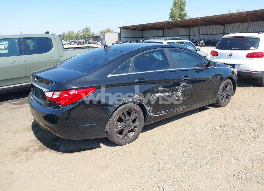 Photo 4 of 2011 Hyundai Sonata GLS (VIN 5NPEB4AC7BH043921)