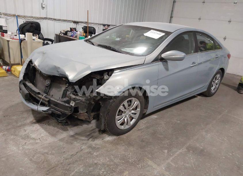 Photo 2 of 2011 Hyundai Sonata GLS (VIN 5NPEB4AC7BH052263)