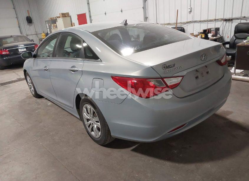 Photo 3 of 2011 Hyundai Sonata GLS (VIN 5NPEB4AC7BH052263)