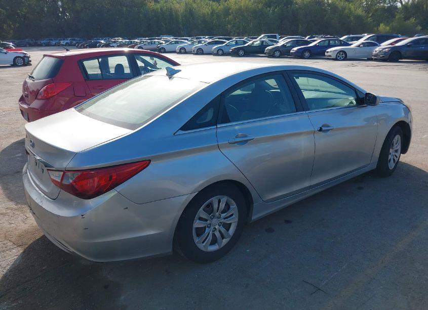 Photo 4 of 2011 Hyundai Sonata GLS (VIN 5NPEB4AC7BH060962)